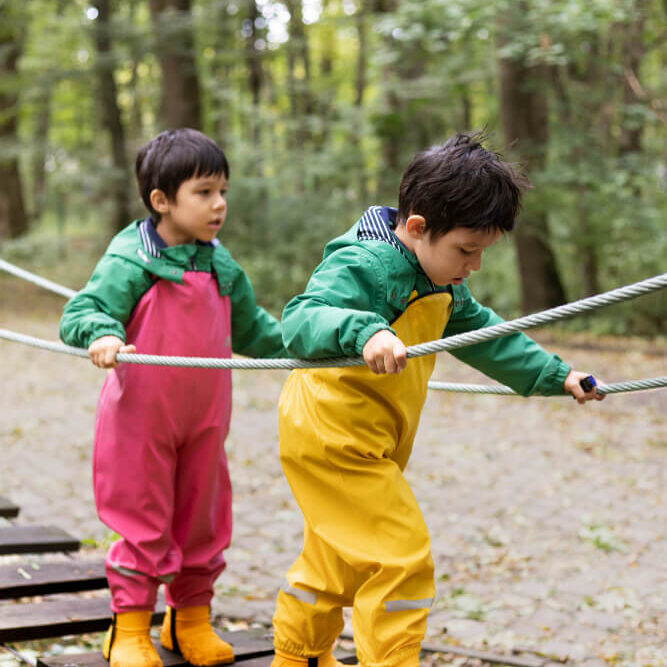 full-shot-kids-walking-together (1)